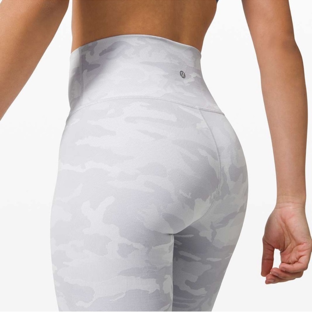 Lululemon Pant White Camo (incognito Jacquard camo alpine)